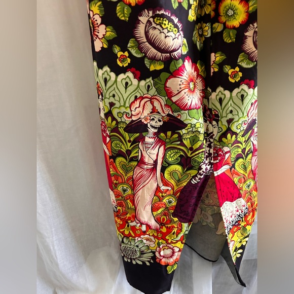 Frida Kahlo Dress - Picture 2 of 11